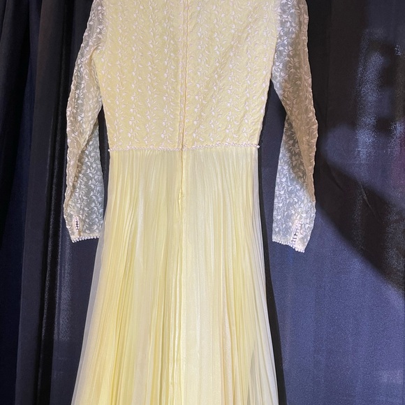 Super Groovy 1970s Prom / Party Dress - Picture 8 of 16